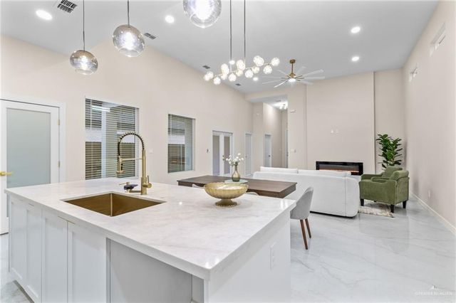 5212 Shalom Drive, Edinburg, TX 78539