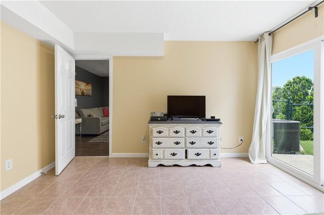 1041 Soaring Drive, Marietta, GA 30062