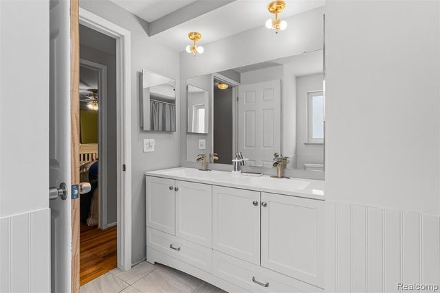 1111 Trotwood Lane, Flint, MI 48507