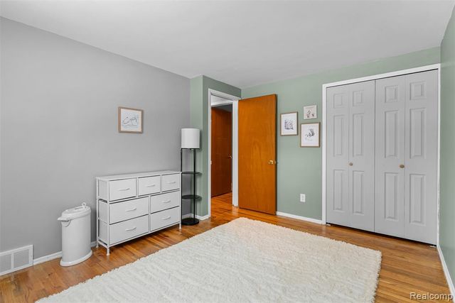 1111 Trotwood Lane, Flint, MI 48507