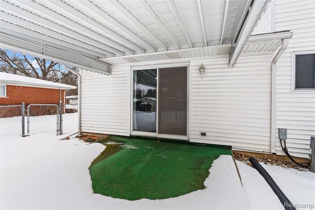 1111 Trotwood Lane, Flint, MI 48507