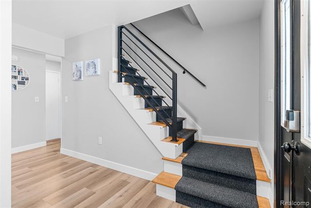 1111 Trotwood Lane, Flint, MI 48507