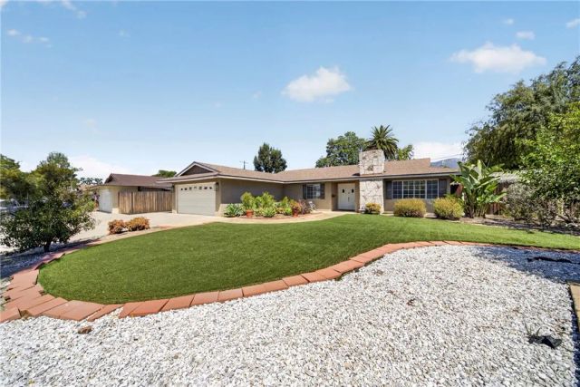 579 Aurora, Claremont, CA 91711