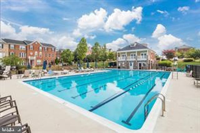 42816 LAUDER TER, Ashburn, VA 20147