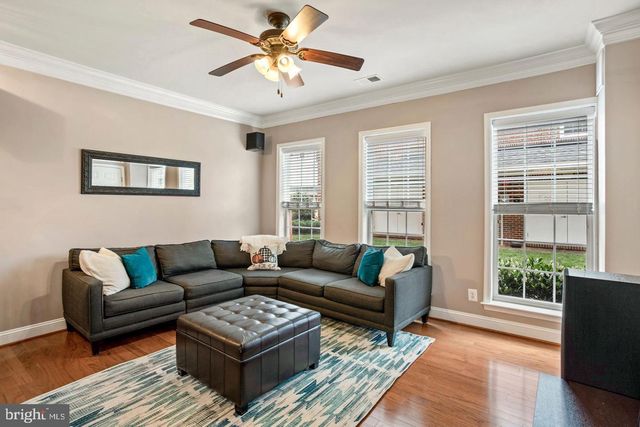42816 LAUDER TER, Ashburn, VA 20147