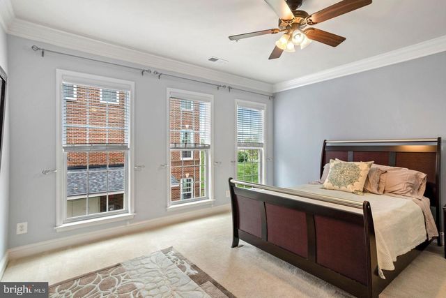 42816 LAUDER TER, Ashburn, VA 20147