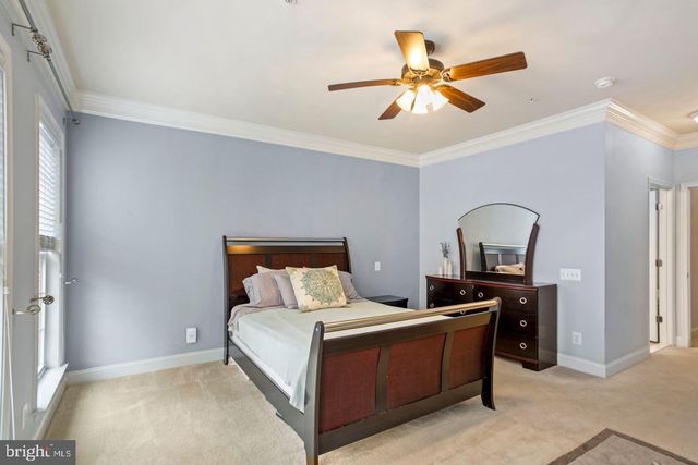 42816 LAUDER TER, Ashburn, VA 20147