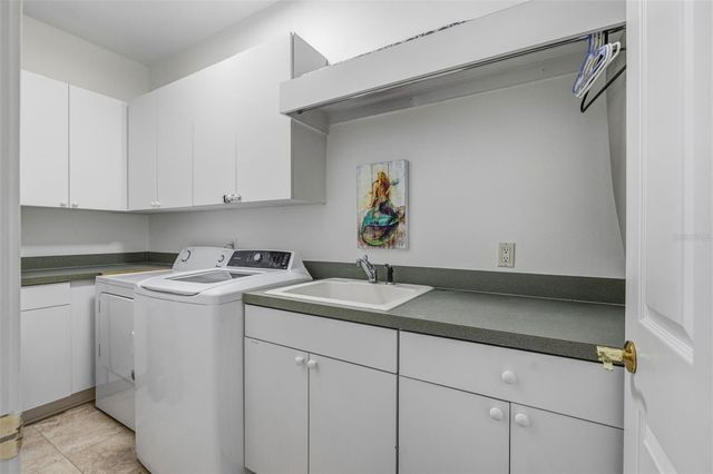 1810 W BEARSS AVENUE, Tampa, FL 33613
