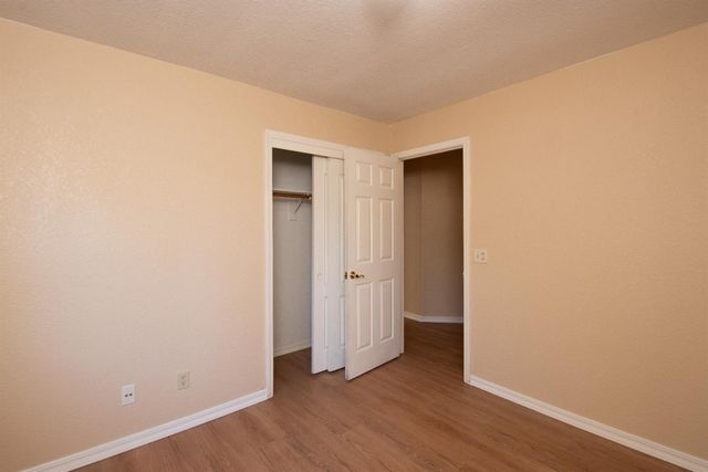 1554 E D St, Oakdale, CA 95361