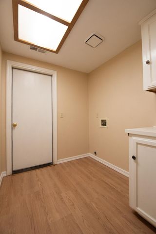 1554 E D St, Oakdale, CA 95361