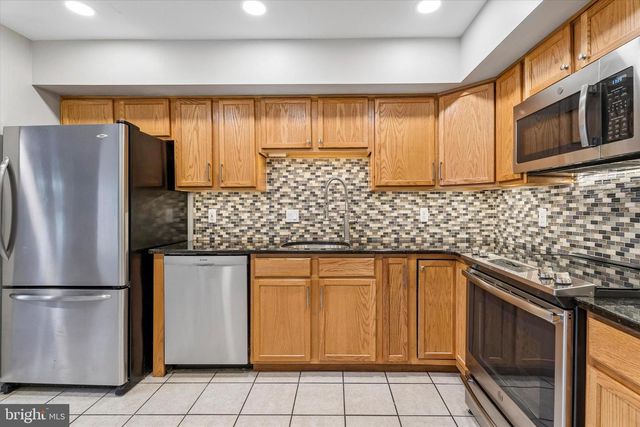 1103 MIDDLETON, Norristown, PA 19403