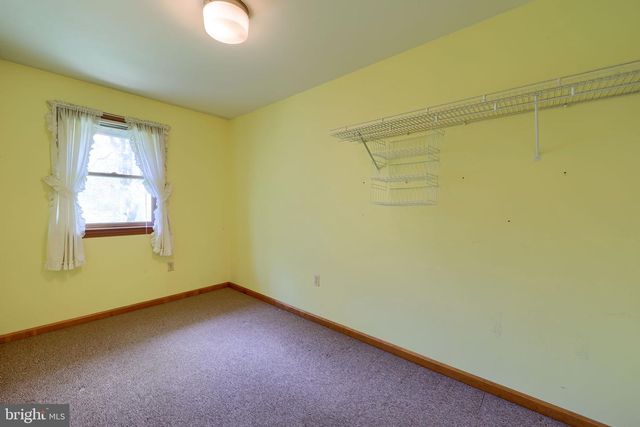 242 SKYVIEW LN, Lititz, PA 17543