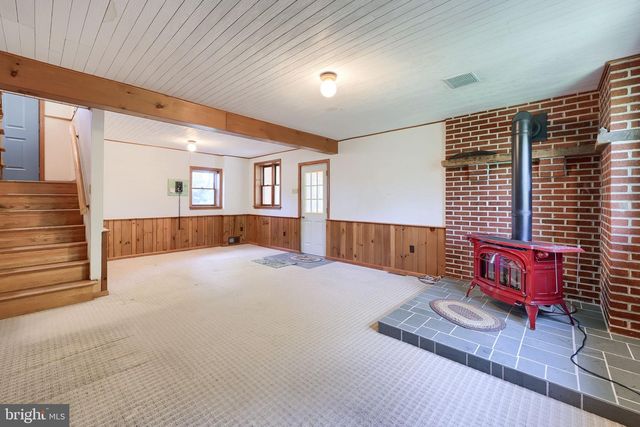 242 SKYVIEW LN, Lititz, PA 17543