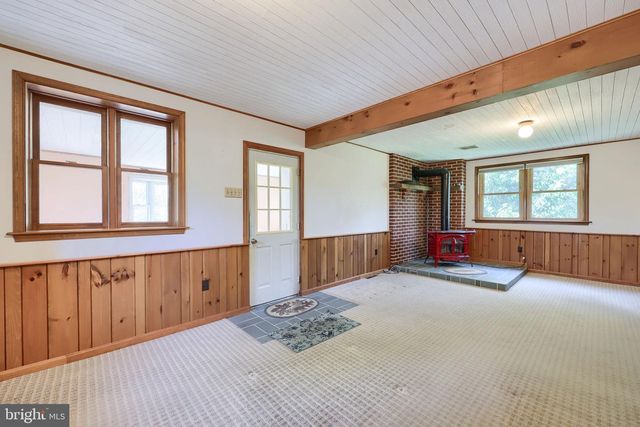 242 SKYVIEW LN, Lititz, PA 17543