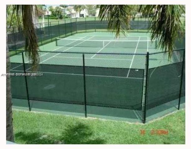 3390 N Pinewalk Drive N 1038, Margate, FL 33063