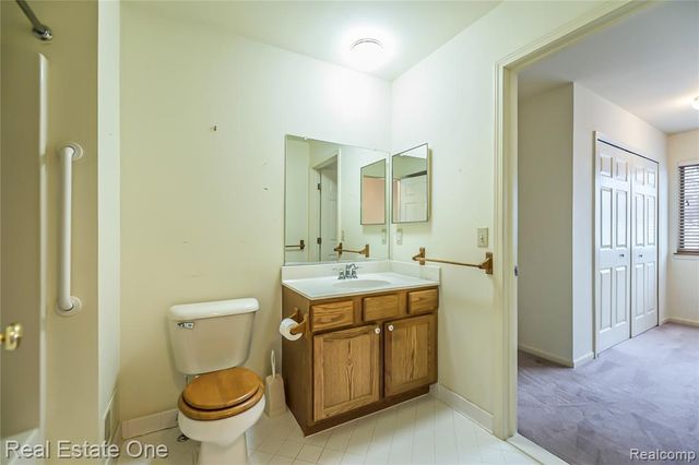 62340 Arlington Circle 3, South Lyon, MI 48178