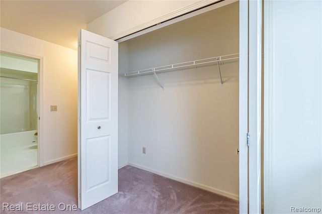 62340 Arlington Circle 3, South Lyon, MI 48178