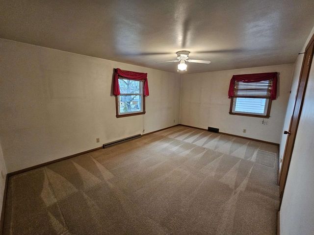 1823 N ALVIN STREET, Appleton, WI 54911