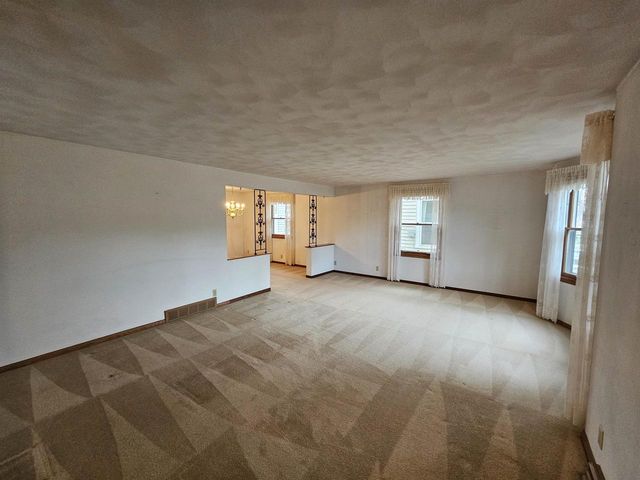 1823 N ALVIN STREET, Appleton, WI 54911