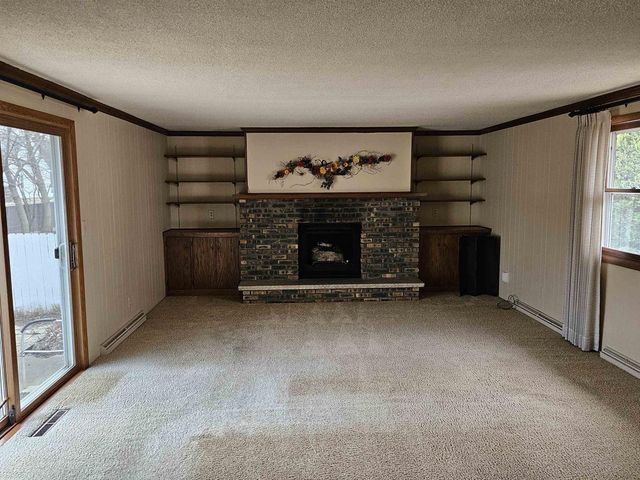 1823 N ALVIN STREET, Appleton, WI 54911