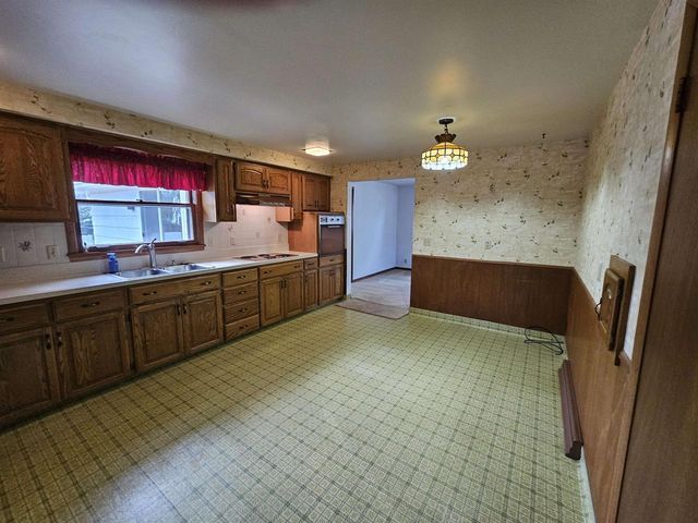 1823 N ALVIN STREET, Appleton, WI 54911