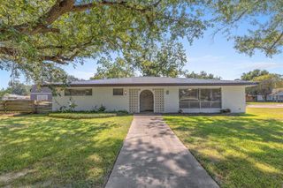 315 University Drive, Lake Charles, LA 70605