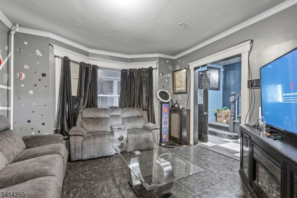 42 Mead St, Newark City, NJ 07106 — photo 5