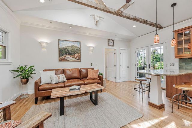 405 Oakdale Ave, Corte Madera, CA 94920