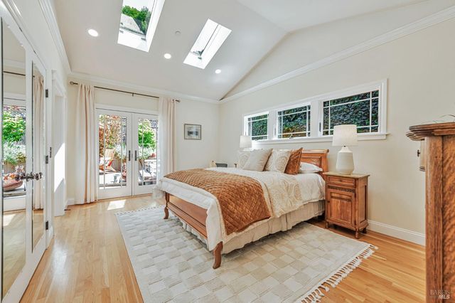 405 Oakdale Ave, Corte Madera, CA 94920