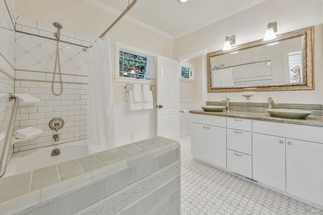 405 Oakdale Ave, Corte Madera, CA 94920