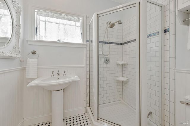 405 Oakdale Ave, Corte Madera, CA 94920