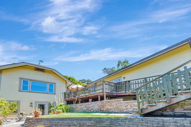 405 Oakdale Ave, Corte Madera, CA 94920