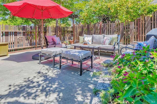 405 Oakdale Ave, Corte Madera, CA 94920