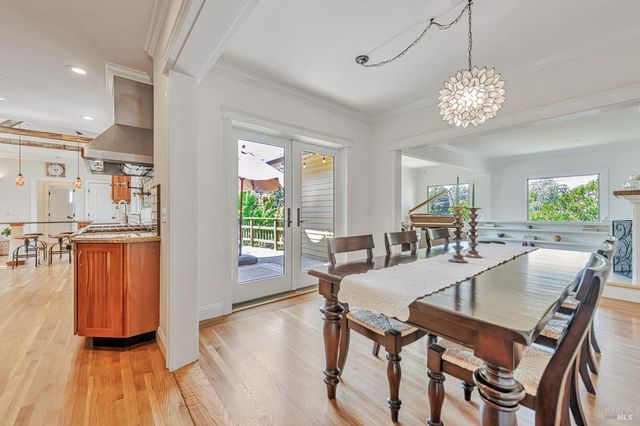 405 Oakdale Ave, Corte Madera, CA 94920