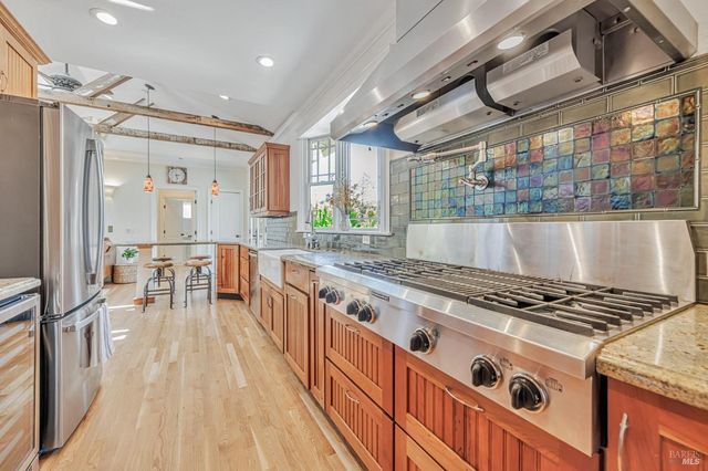 405 Oakdale Ave, Corte Madera, CA 94920