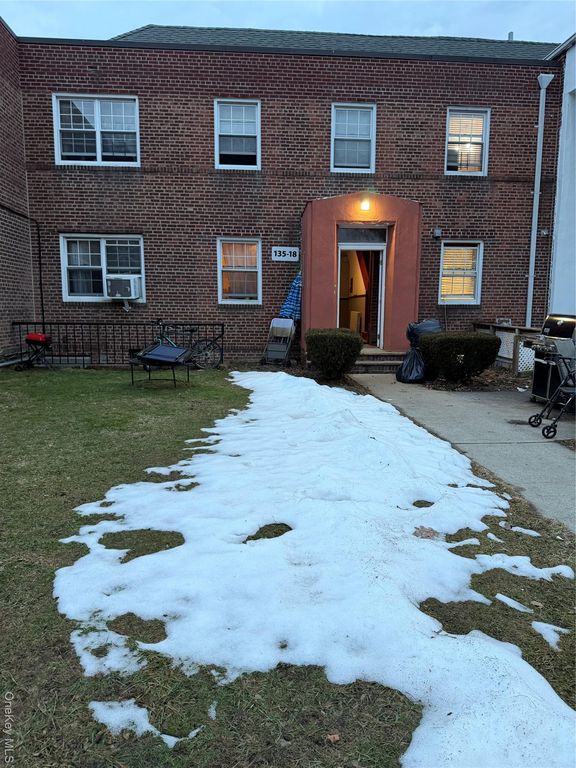 13518 78th Avenue 13F, Flushing, NY 11367