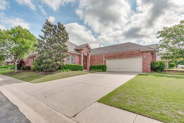 4001 NE 138th Terrace, Edmond, OK 73013