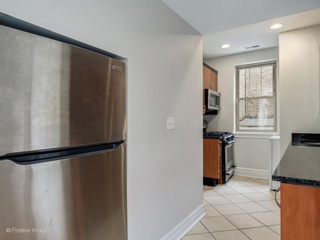 2129 N Kedzie Boulevard 1, Chicago, IL 60647