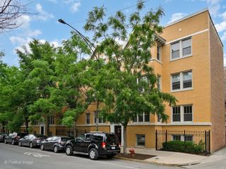 2129 N Kedzie Boulevard 1, Chicago, IL 60647