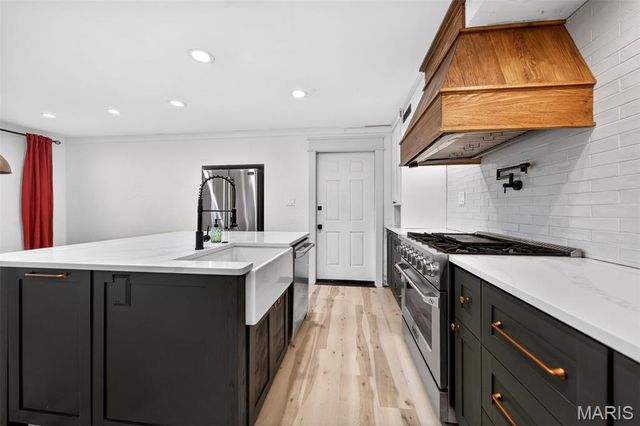 11660 Mark Twain Lane, Bridgeton, MO 63044