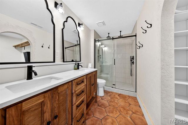 11660 Mark Twain Lane, Bridgeton, MO 63044