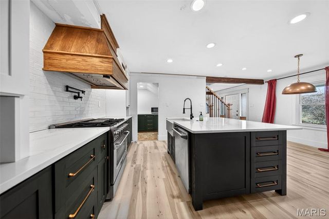 11660 Mark Twain Lane, Bridgeton, MO 63044