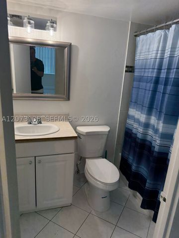 2025 NE 164th St 801, North Miami Beach, FL 33162