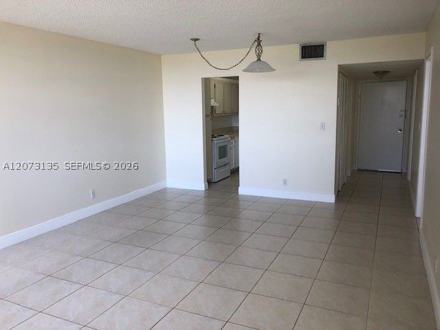 2025 NE 164th St 801, North Miami Beach, FL 33162