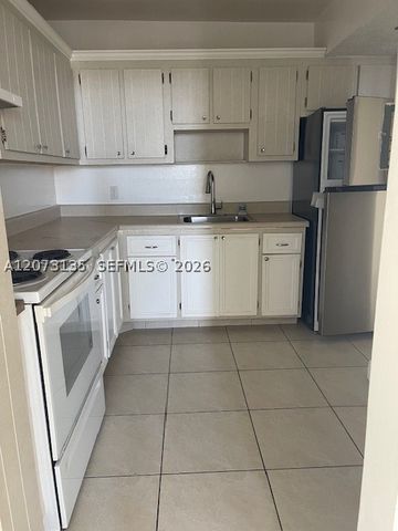 2025 NE 164th St 801, North Miami Beach, FL 33162