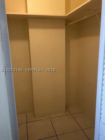 2025 NE 164th St 801, North Miami Beach, FL 33162