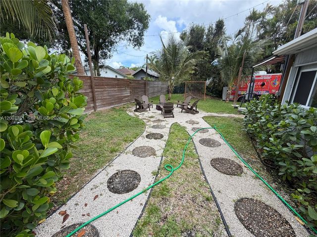 1823 SW 22nd St, Fort Lauderdale, FL 33315