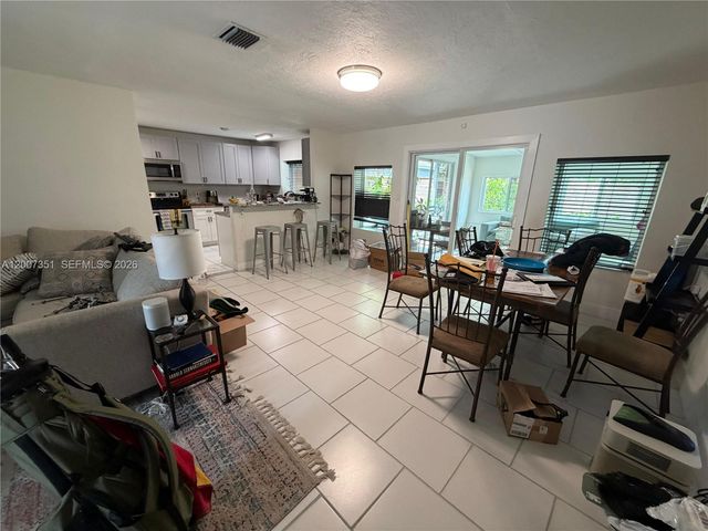 1823 SW 22nd St, Fort Lauderdale, FL 33315