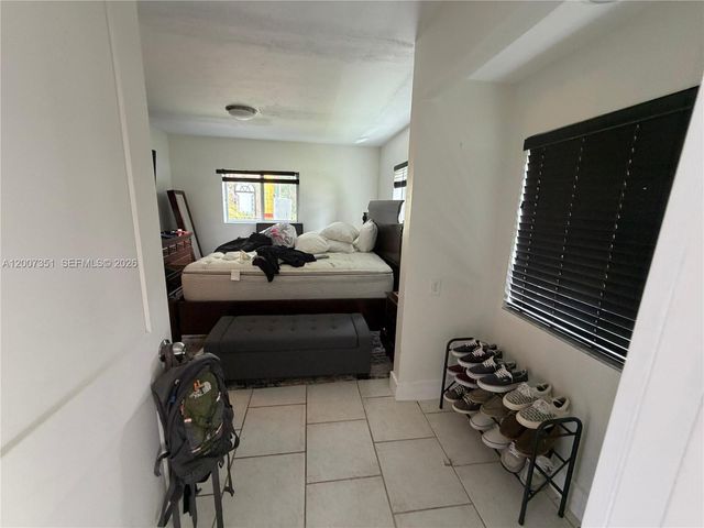1823 SW 22nd St, Fort Lauderdale, FL 33315