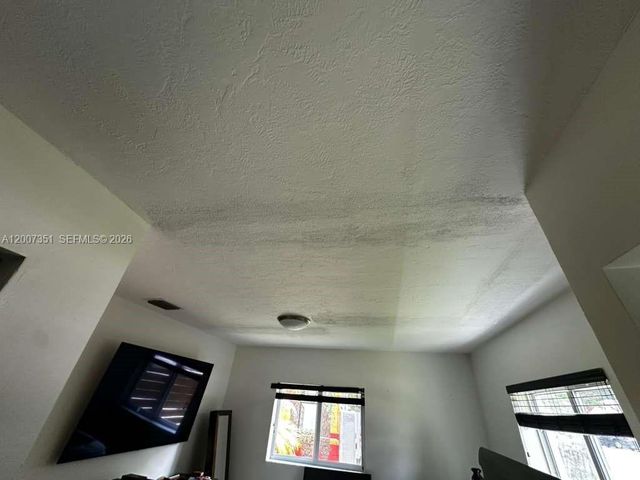 1823 SW 22nd St, Fort Lauderdale, FL 33315